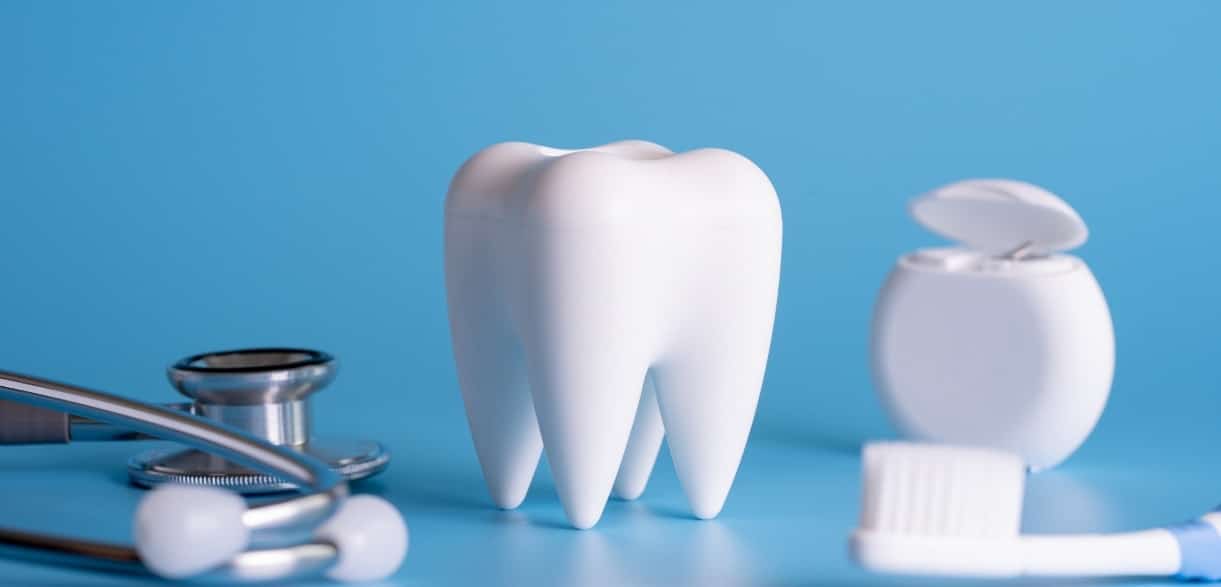 dental care tips for a bright thanksgiving smile